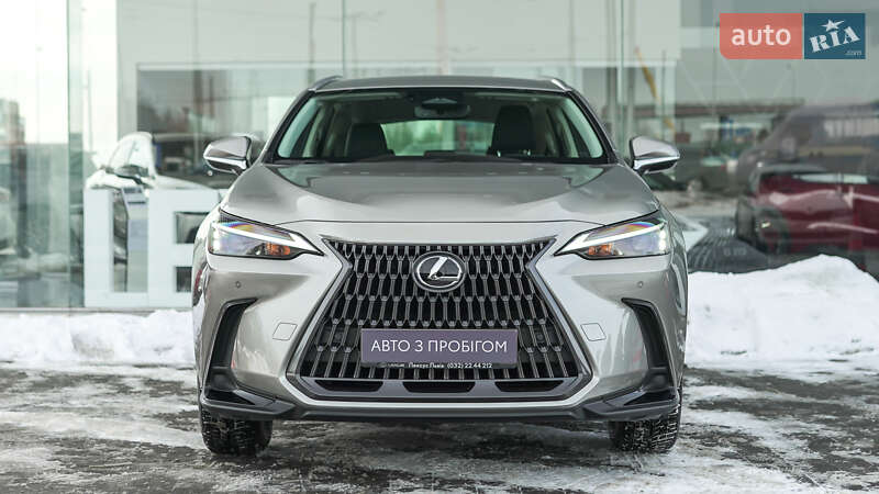 Позашляховик / Кросовер Lexus NX 2023 в Львові