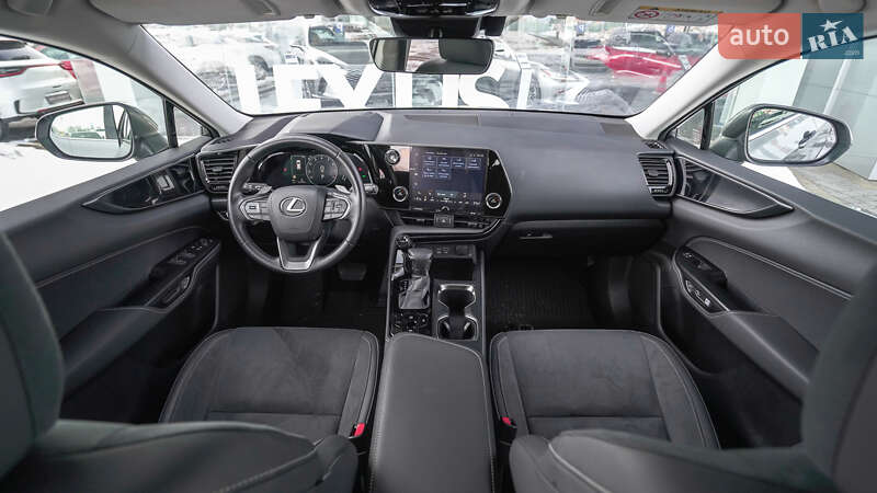 Позашляховик / Кросовер Lexus NX 2023 в Львові