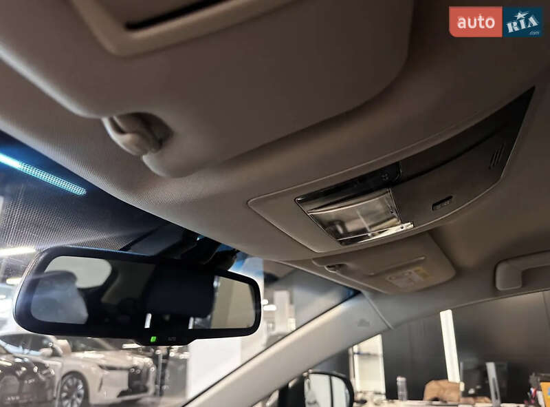 Позашляховик / Кросовер Lexus NX 2019 в Ужгороді