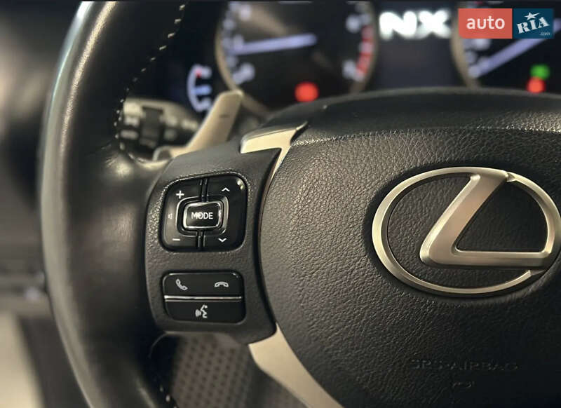 Позашляховик / Кросовер Lexus NX 2019 в Ужгороді