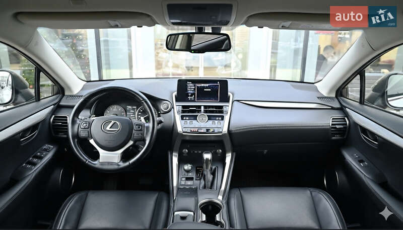 Позашляховик / Кросовер Lexus NX 2019 в Ужгороді