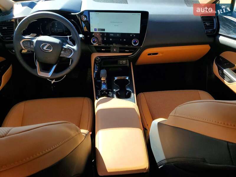 Внедорожник / Кроссовер Lexus NX 2025 в Львове