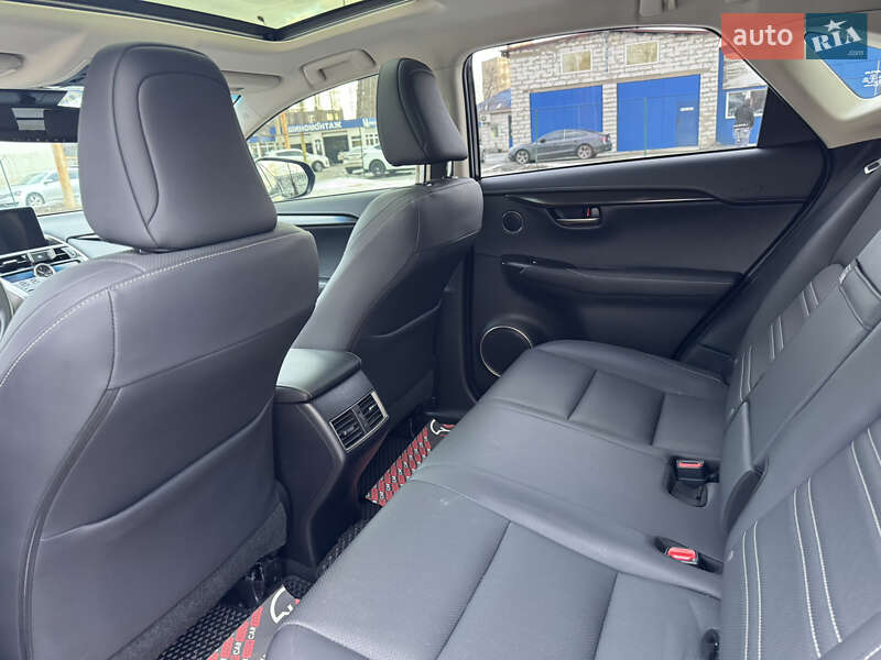 Позашляховик / Кросовер Lexus NX 2019 в Києві