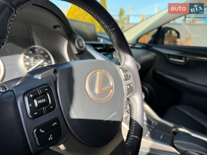 Позашляховик / Кросовер Lexus NX 2015 в Дніпрі