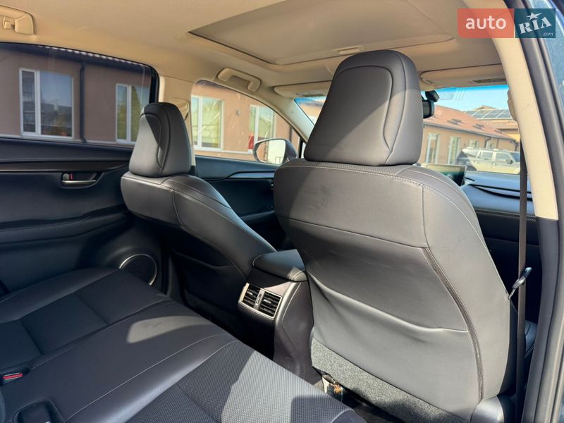 Позашляховик / Кросовер Lexus NX 2015 в Дніпрі