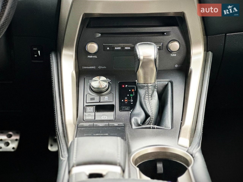 Внедорожник / Кроссовер Lexus NX 2017 в Киеве