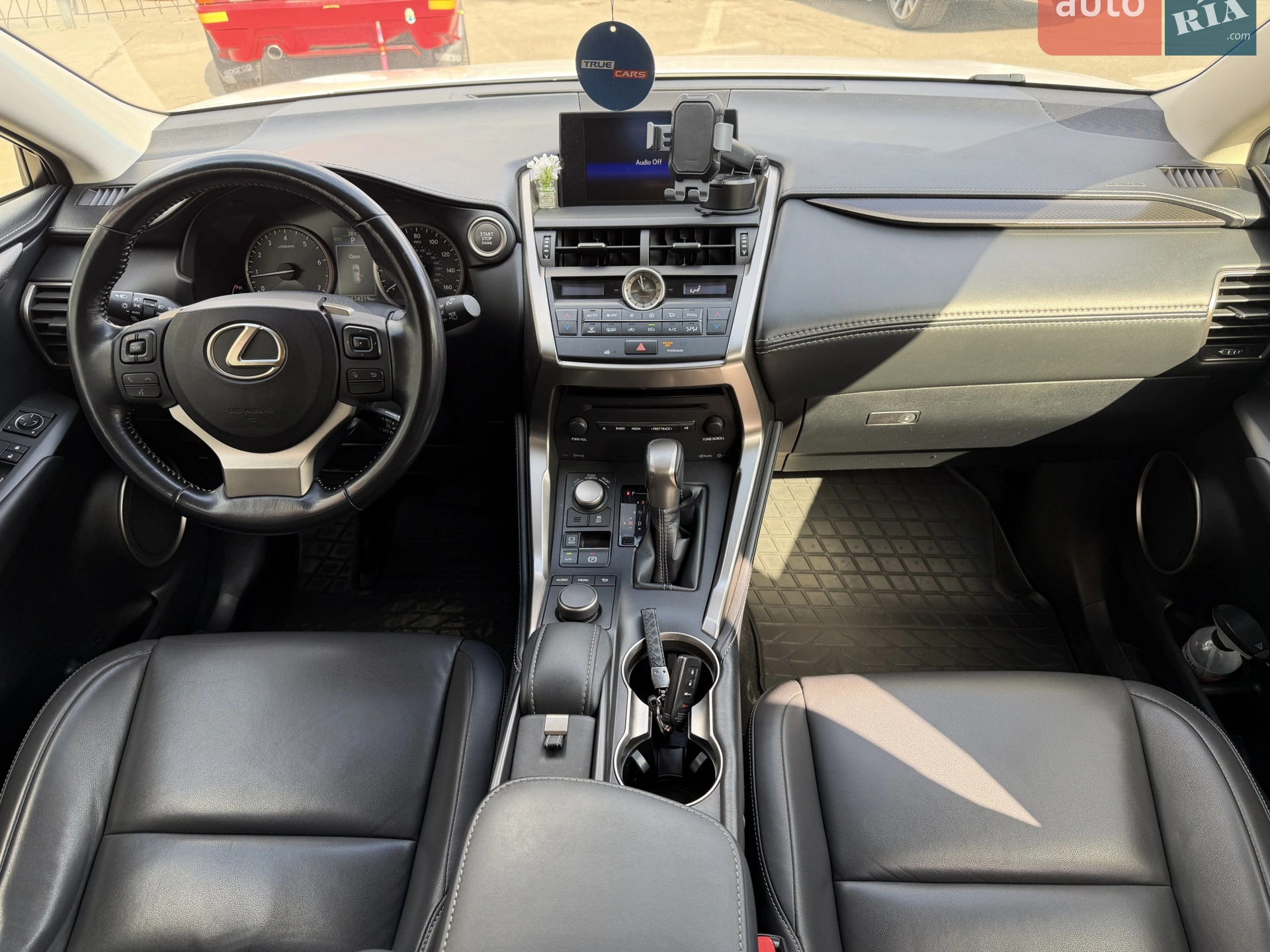 2017 Lexus NX - мініатюра 38