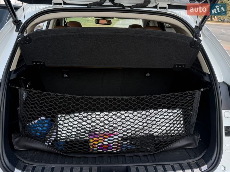 Внедорожник / Кроссовер Lexus NX 2016 в Ивано-Франковске