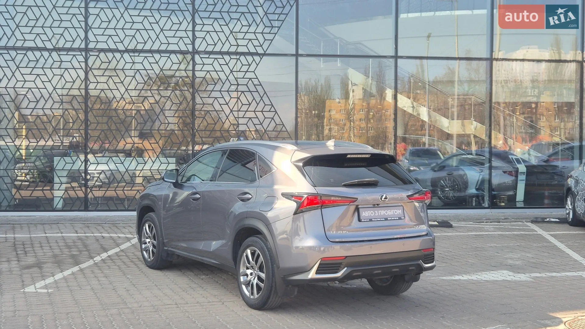 2017 Lexus NX - мініатюра 2