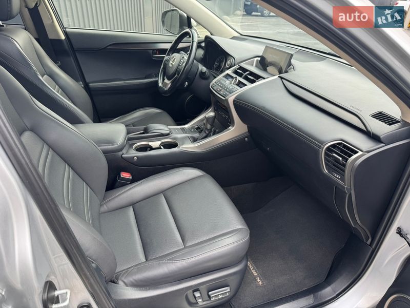 Внедорожник / Кроссовер Lexus NX 2015 в Киеве