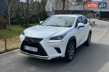 Позашляховик / Кросовер Lexus NX 2020 в Києві