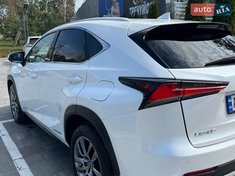Позашляховик / Кросовер Lexus NX 2020 в Києві