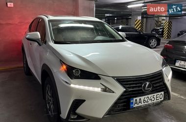 Внедорожник / Кроссовер Lexus NX 2017 в Киеве
