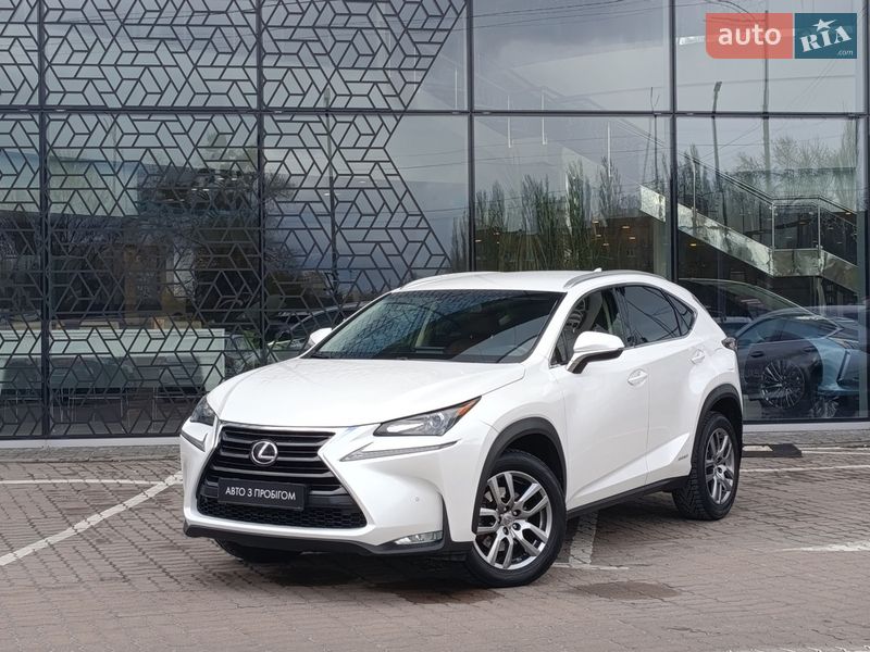 Lexus NX 2015