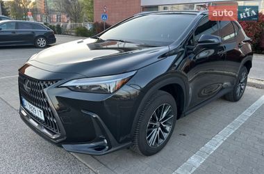 Внедорожник / Кроссовер Lexus NX 2023 в Ужгороде