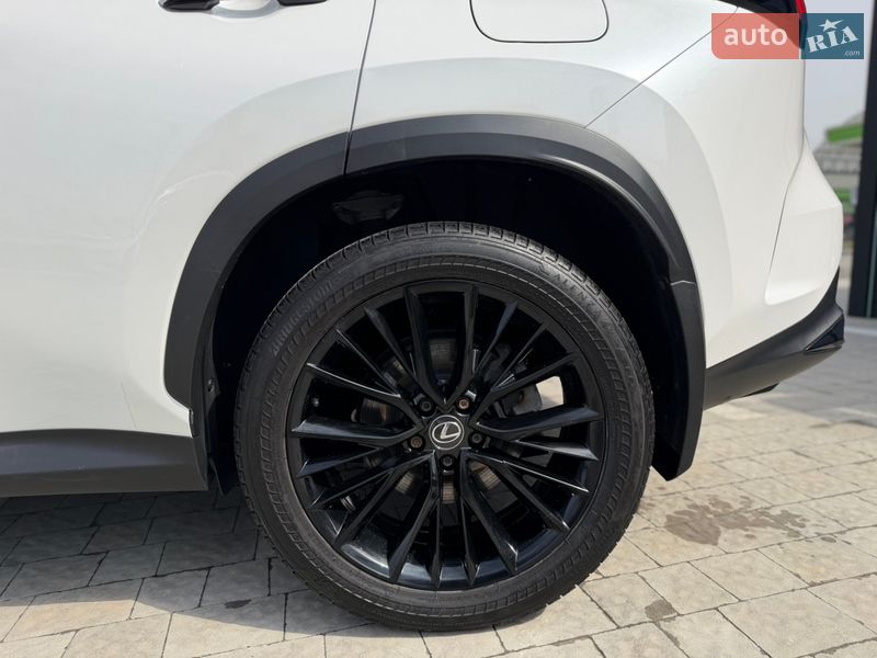 Позашляховик / Кросовер Lexus NX 2021 в Львові фото 13 Позашляховик / Кросовер Lexus NX 2021 в Львові