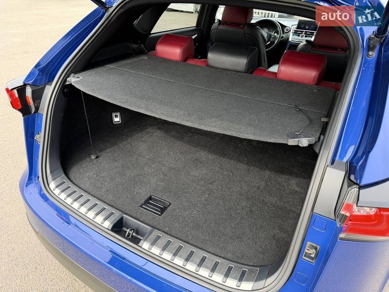 Позашляховик / Кросовер Lexus NX 2015 в Кривому Розі