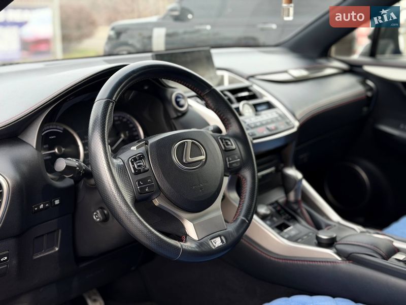 Позашляховик / Кросовер Lexus NX 2015 в Кривому Розі