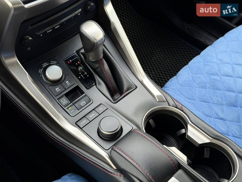 Позашляховик / Кросовер Lexus NX 2015 в Кривому Розі