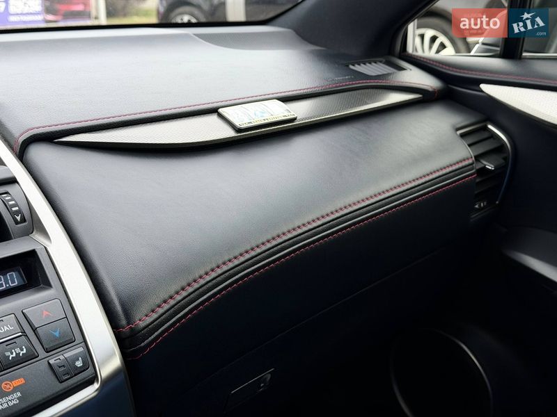 Позашляховик / Кросовер Lexus NX 2015 в Кривому Розі