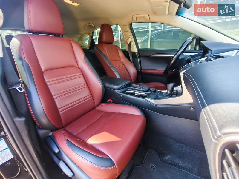 Позашляховик / Кросовер Lexus NX 2016 в Києві