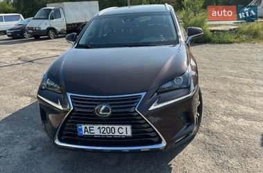 Внедорожник / Кроссовер Lexus NX 2017 в Кривом Роге