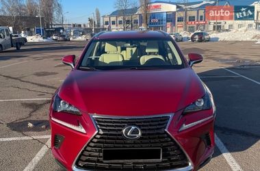 Позашляховик / Кросовер Lexus NX 2017 в Житомирі