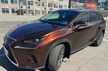 Позашляховик / Кросовер Lexus NX 2018 в Києві