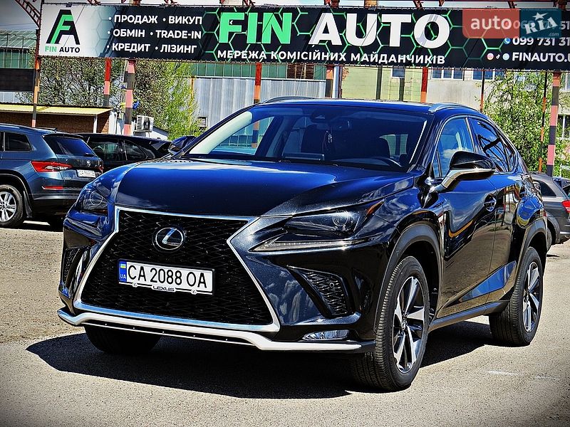 Lexus NX 2021