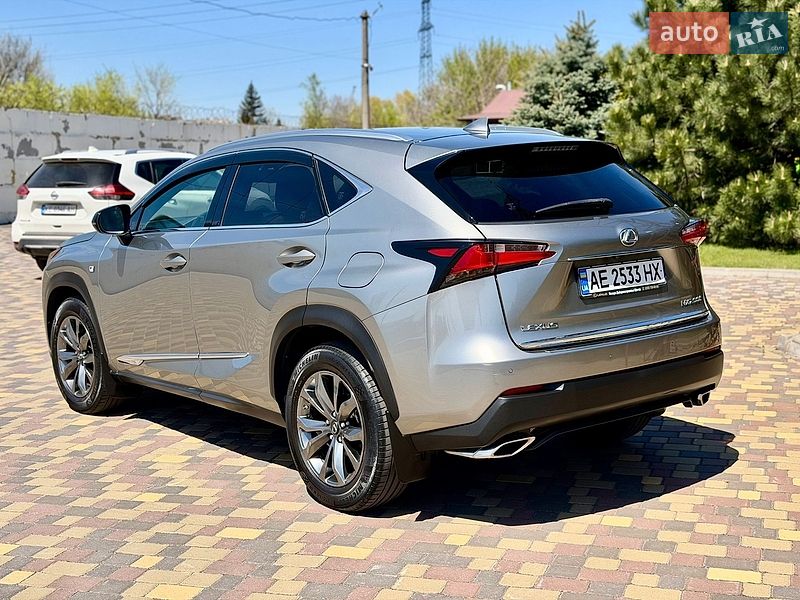 Внедорожник / Кроссовер Lexus NX 2016 в Днепре