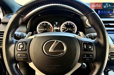 Внедорожник / Кроссовер Lexus NX 2016 в Днепре