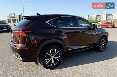 Внедорожник / Кроссовер Lexus NX 2017 в Кривом Роге