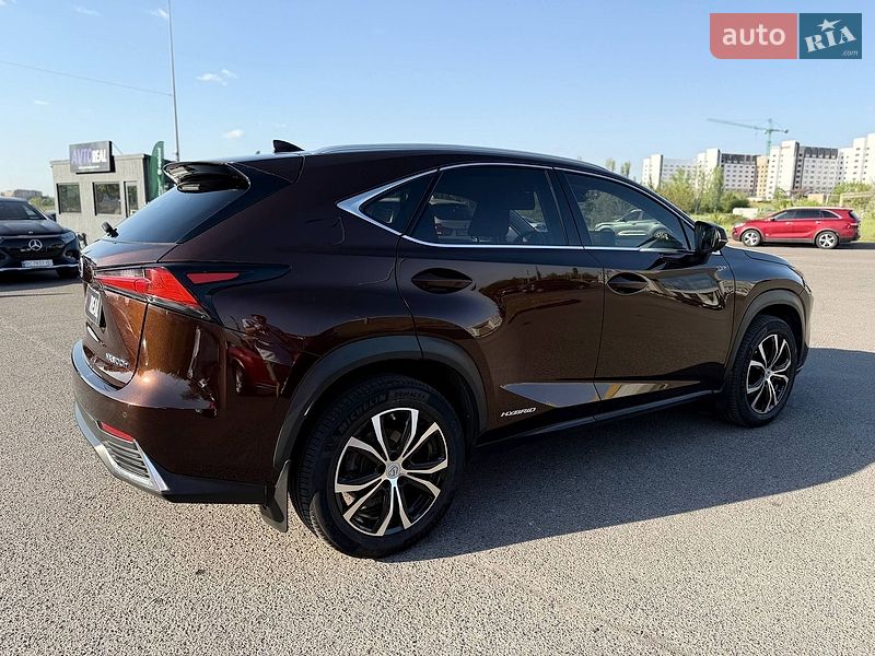 Внедорожник / Кроссовер Lexus NX 2017 в Кривом Роге