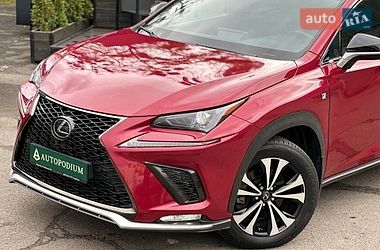 Внедорожник / Кроссовер Lexus NX 2017 в Киеве