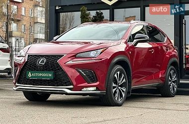 Позашляховик / Кросовер Lexus NX 2017 в Києві