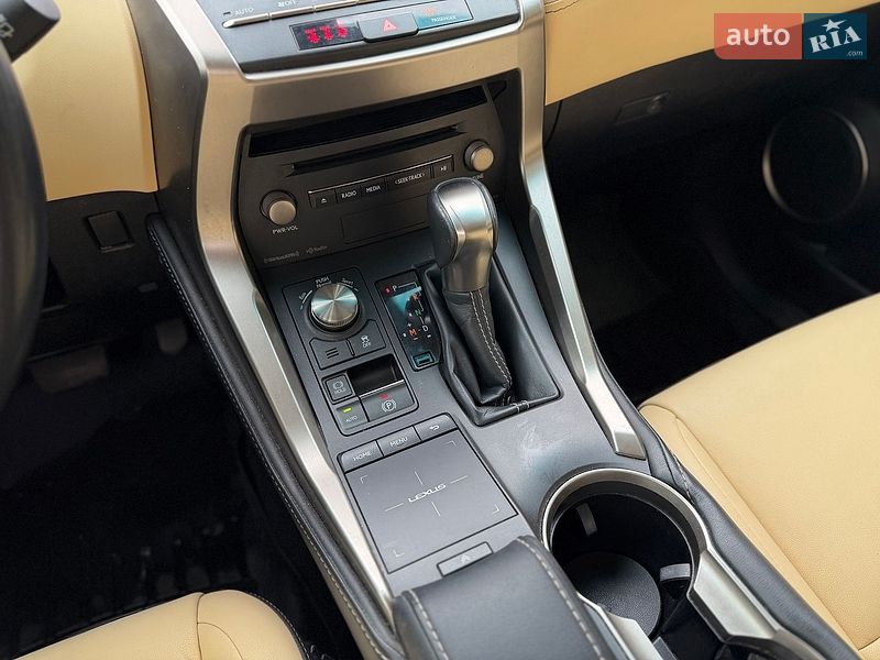 Внедорожник / Кроссовер Lexus NX 2018 в Шептицькому
