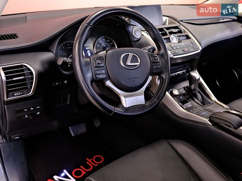 Внедорожник / Кроссовер Lexus NX 2017 в Одессе
