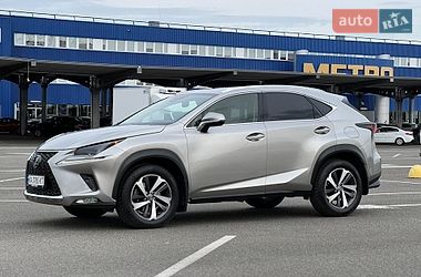 Внедорожник / Кроссовер Lexus NX 2017 в Киеве