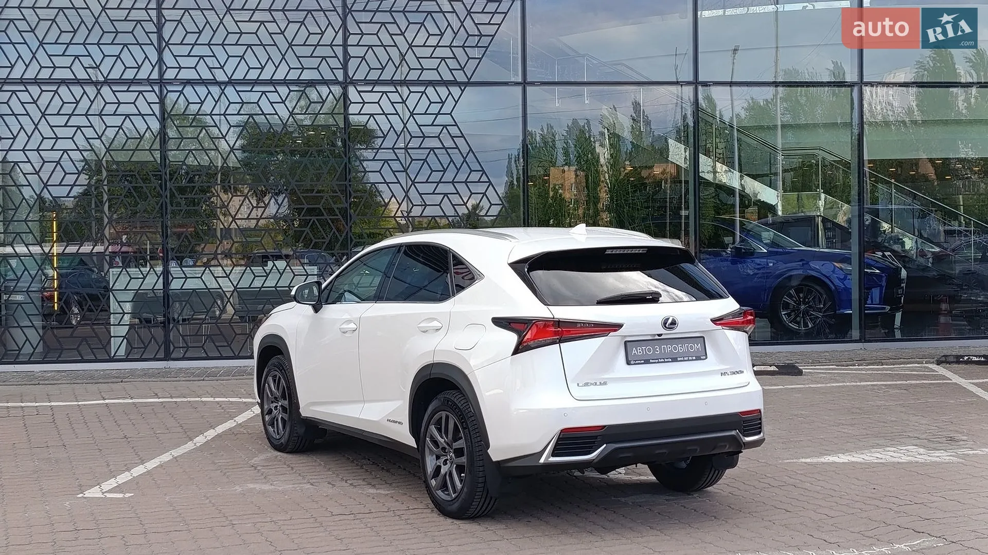 2019 Lexus NX - мініатюра 2