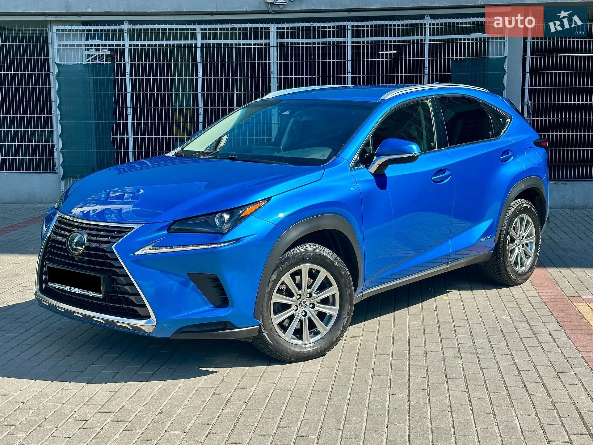 Lexus NX 2018 VIN JTJYWRBZ902032030 фото оголошення 2 з 6