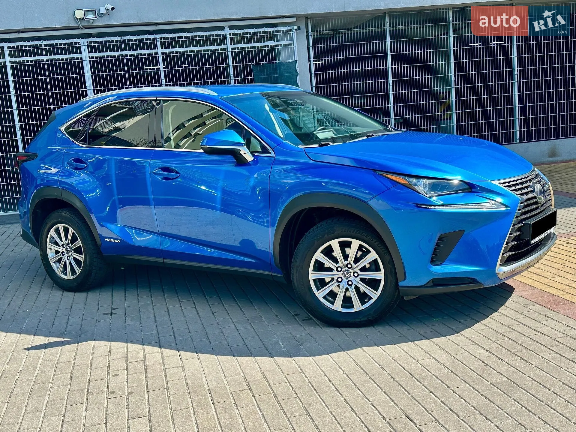 Lexus NX 2018 VIN JTJYWRBZ902032030 фото оголошення 4 з 6