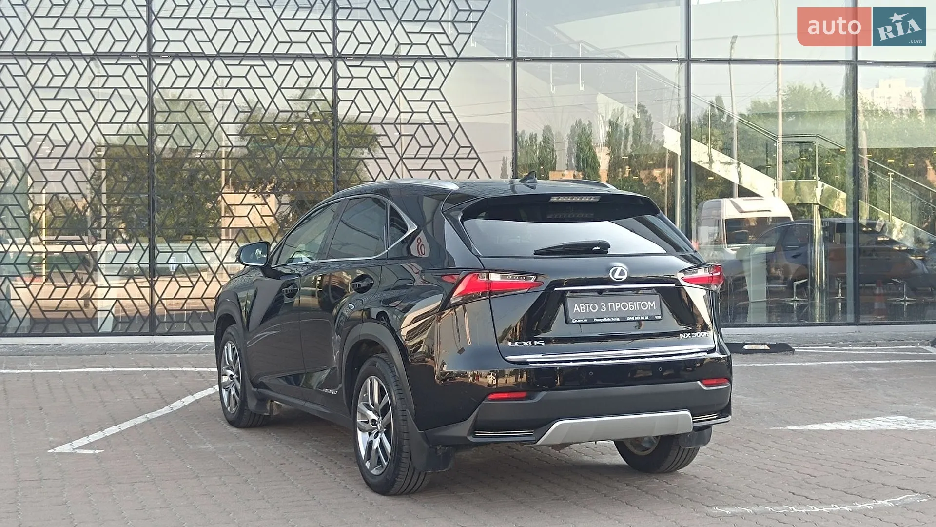 2014 Lexus NX - мініатюра 2