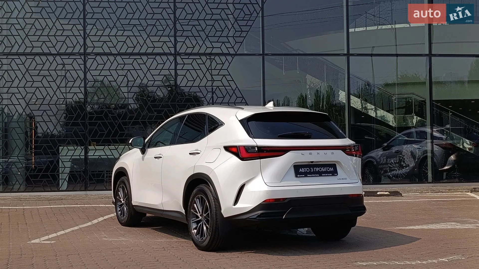 2025 Lexus NX - мініатюра 2