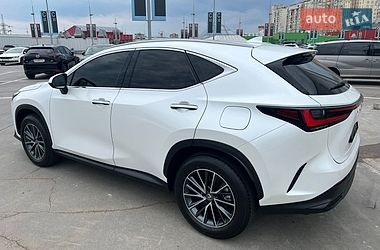 Позашляховик / Кросовер Lexus NX 2025 в Києві