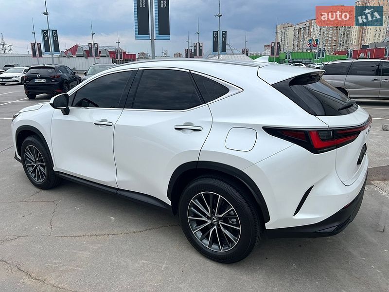 Позашляховик / Кросовер Lexus NX 2025 в Києві