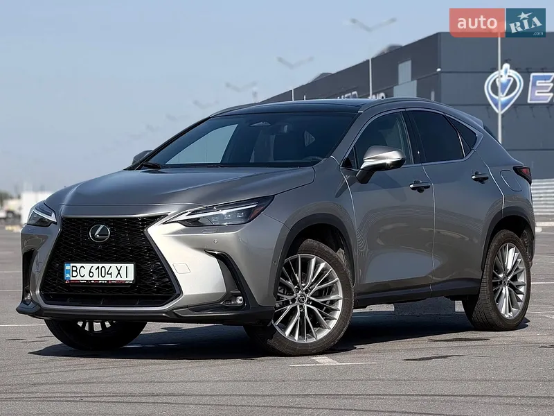 Lexus NX 2022