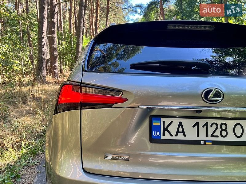 Внедорожник / Кроссовер Lexus NX 2016 в Киеве