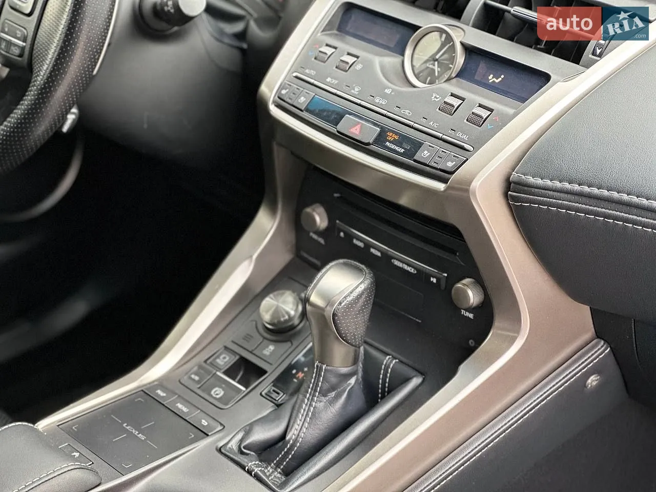 2017 Lexus NX - мініатюра 17