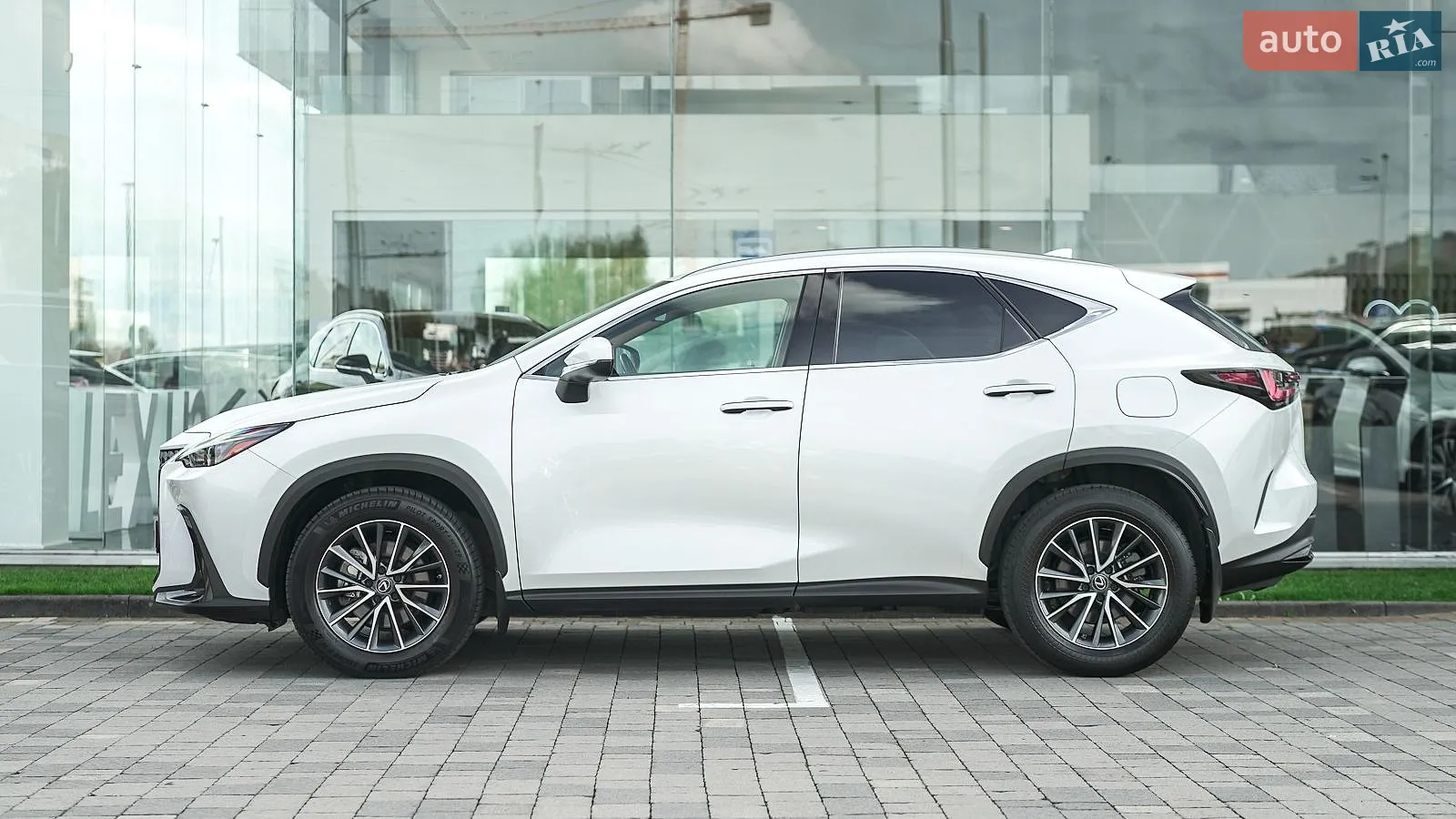 2021 Lexus NX - мініатюра 3