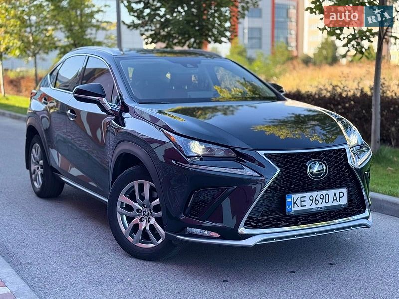 Lexus NX 2020